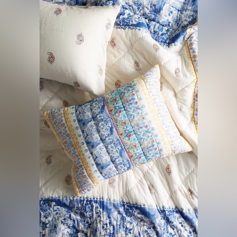 Anthropologie Emari Shams Quilted Set of 2 Pillowcase 28 x 29”
